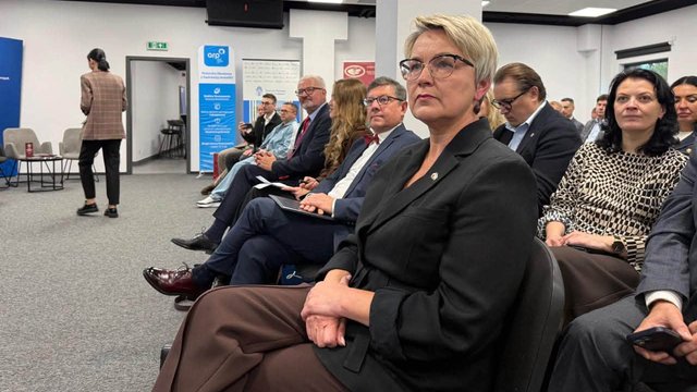 Понад 20 українських компаній представили свої проєкти на міжнародному бізнес-форумі в Кракові