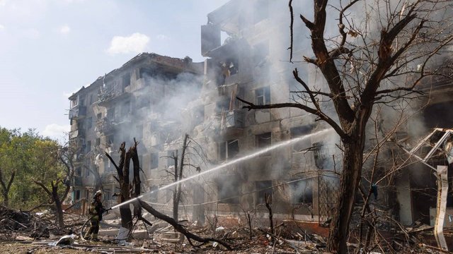Окупанти продовжили бомбардування Краматорська вдень, поранені 6 людей – ДСНС