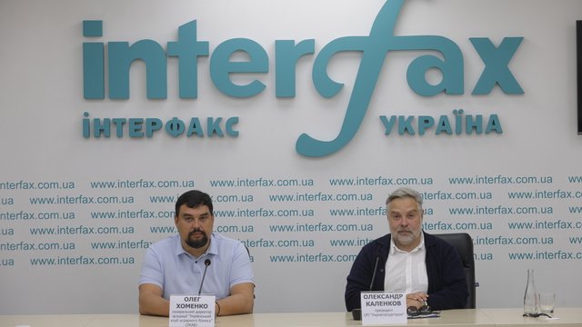Олег Хоменко, генеральний директор асоціації "Український клуб аграрного бізнесу" (УКАБ) (зліва), Олександр Каленков президент ОП "Укрметалургпром". Пресцентр ІА "Інтерфакс-Україна", Київ, 03.09.2026