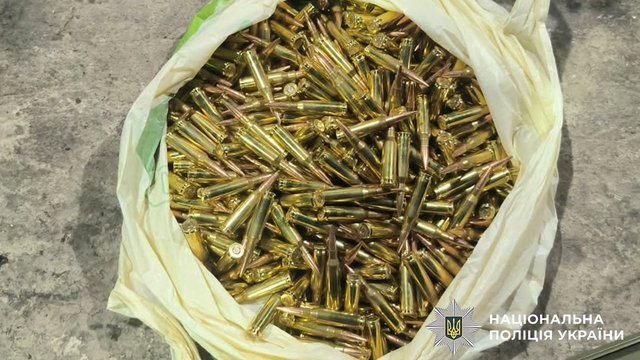 На Волыни разоблачили организаторов канала сбыта оружия из зоны боевых действий
