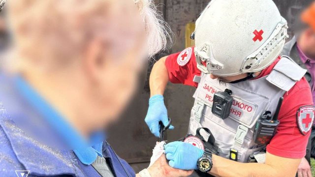 УЧХ надавав першу допомогу пораненим у Запоріжжі, де постраждали 32 осіб