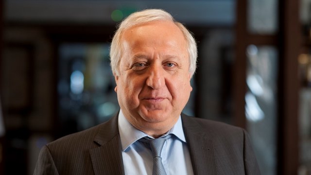 ВСК вновь вызовет бывшего председателя НС Сенс Банка Аджунера