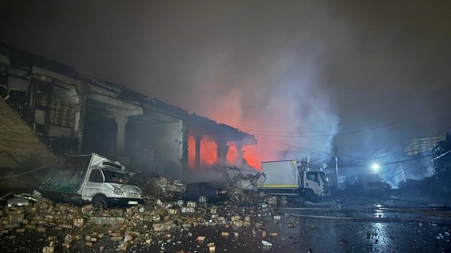 В Киеве в результате ночной атаки РФ погибли два человека, еще восемь пострадали – полиция