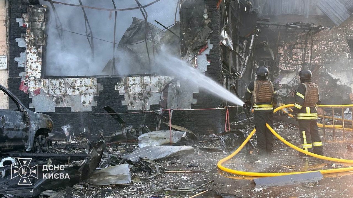 Klitschko: Russian attack on Kyiv injures 3, damages gas station ...