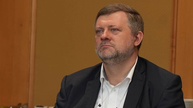 Перший заступник голови Ради закликає уряд не шукати винних, а налагодити діалог із опозицією, зокрема і в коаліції