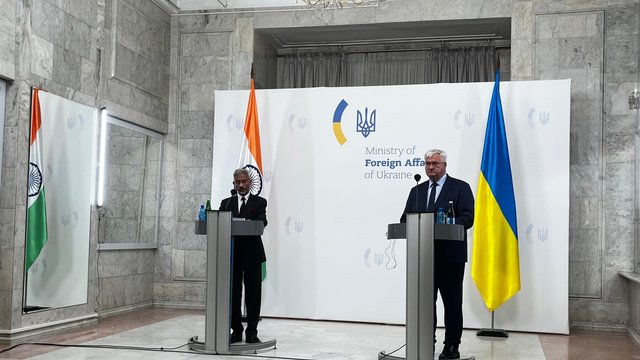 Глава МЗС Індії: Війна в Україні не буде вирішена тим, чи "хтось купує чи не купує нафту", а дипломатією і переговорами