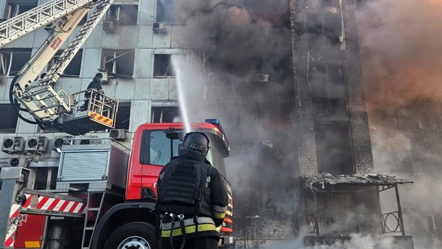 РФ завдала понад 30 ударів по Дніпропетровщині, є постраждалі