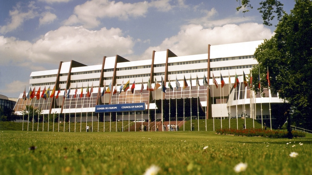 Council of Europe sees Ukraine gains on Roma, LGBTI rights