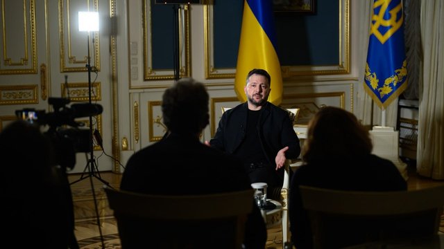 Зеленський: Україна продовжить удари по НПЗ РФ у відповідь на нову стратегію російських атак