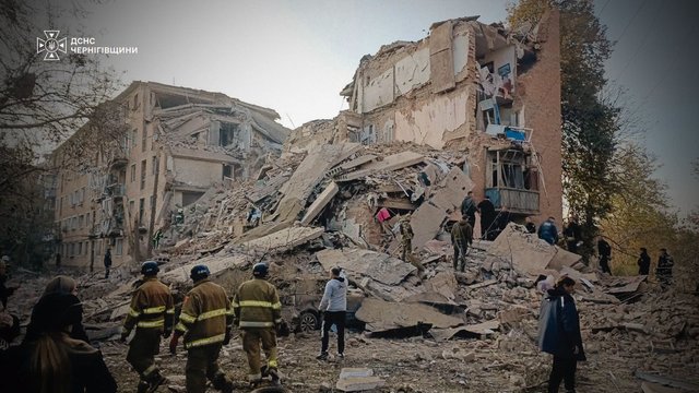 Глава МВД: В Прилуках в результате вражеской атаки погибли шесть человек, в том числе один ребенок; еще 34 человека получили ранения
