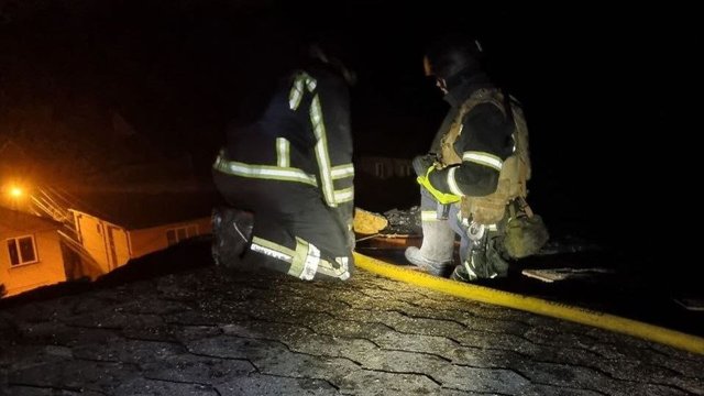 У Києві у Дніпровському районі зафіксовано падіння уламків у двох місцях – Кличко