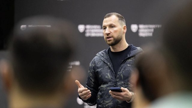 Україна тестує нові рішення для протидії російським літакам-носіям КАБів – міністр оборони